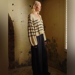 Joslin cashmere sweater size 6